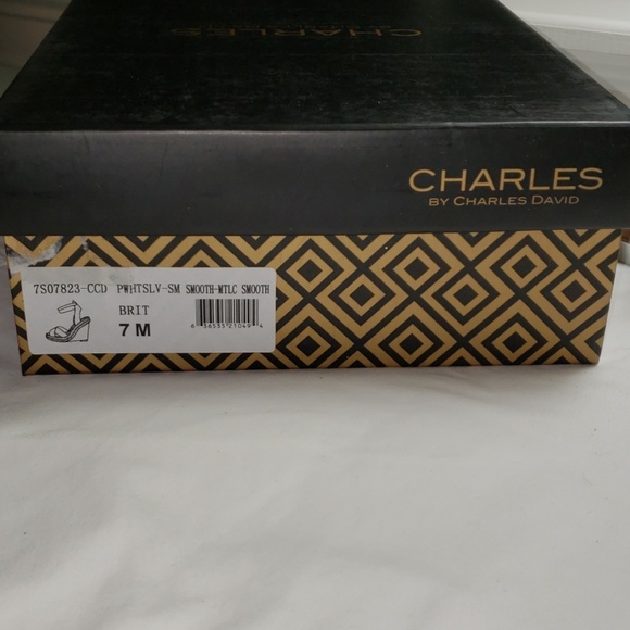 Charles David 7 White & Silver Wedges - Picture 8 of 8